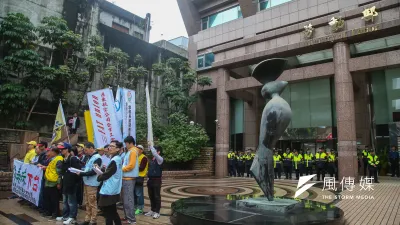 「加班換補休」結清年限為何?勞動部法規會6日建議增第三選項「3個月結清」。(資料照,陳明仁攝)