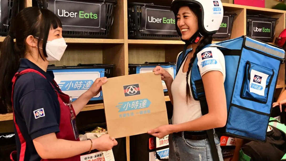 全聯旗下「小時達」外送服務全面升級,宣布自11月起擴大24小時服務版圖。(全聯提供) 全聯旗下「小時達」外送服務全面升級,宣布自11月起擴大24小時服務版圖。(全聯提供)