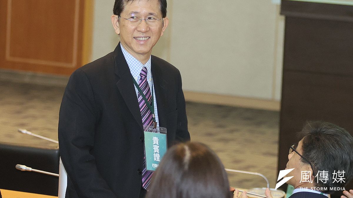 數發部長黃彥男:計畫在南北各設一座AI生態園區(柯承惠攝) 數發部長黃彥男:計畫在南北各設一座AI生態園區(柯承惠攝)