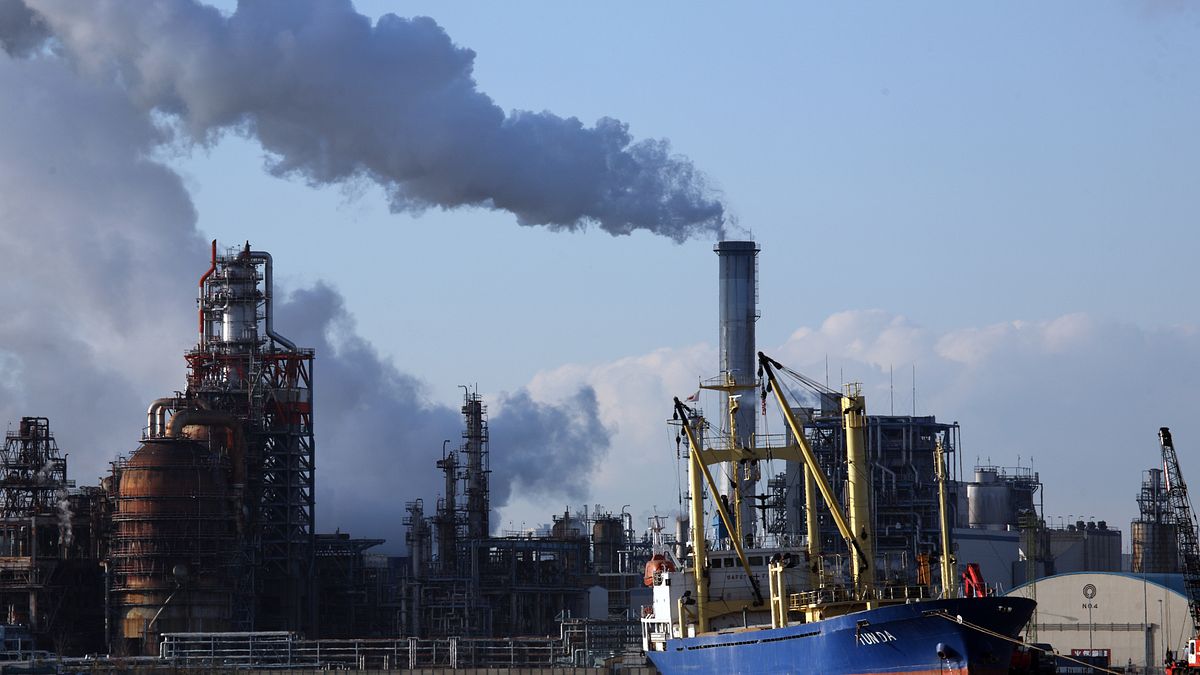 臺灣環境立法的發展並非單一脈絡推動,而是在威權到民主轉型的歷史縫隙中,受到政治派系互動、社會抗爭、媒體關注與外國法制借鏡等多重因素交織。(圖/mrhayata@flickr) 臺灣環境立法的發展並非單一脈絡推動,而是在威權到民主轉型的歷史縫隙中,受到政治派系互動、社會抗爭、媒體關注與外國法制借鏡等多重因素交織。(圖/mrhayata@flickr)