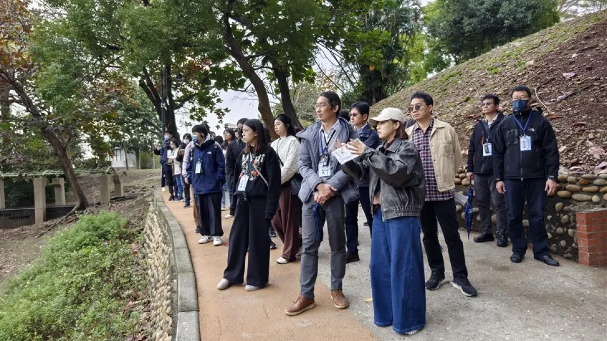 雲林縣政府於2月14日與彰化縣交流2項特優計畫,參觀相關設施。(圖/彰化縣政府)