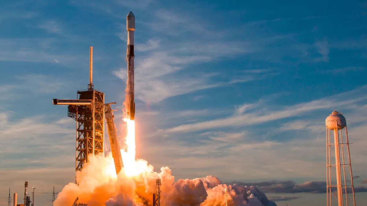 SpaceX發射自家衛星。(美聯社)