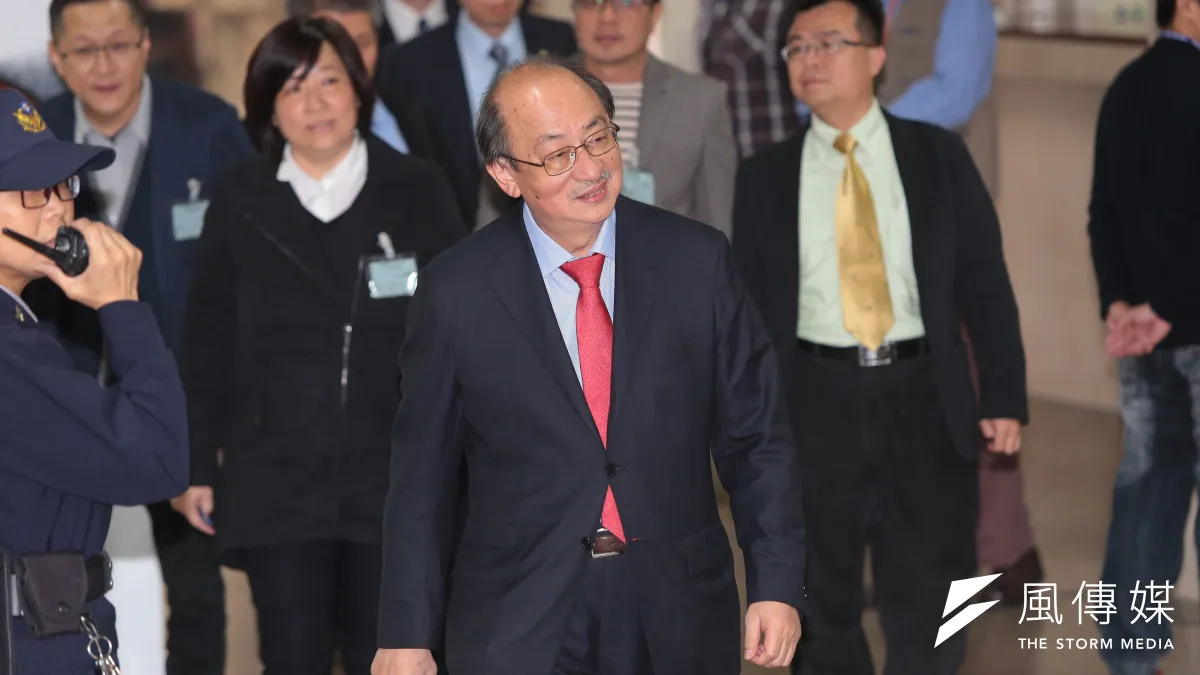 作者認為,柯建銘破壞的不是公平正義,而在於公然表演這種假象。破壞公平正義事小,破壞司法作為解決社會爭議手段的形象,才茲事體大。(資料照,顏麟宇攝)