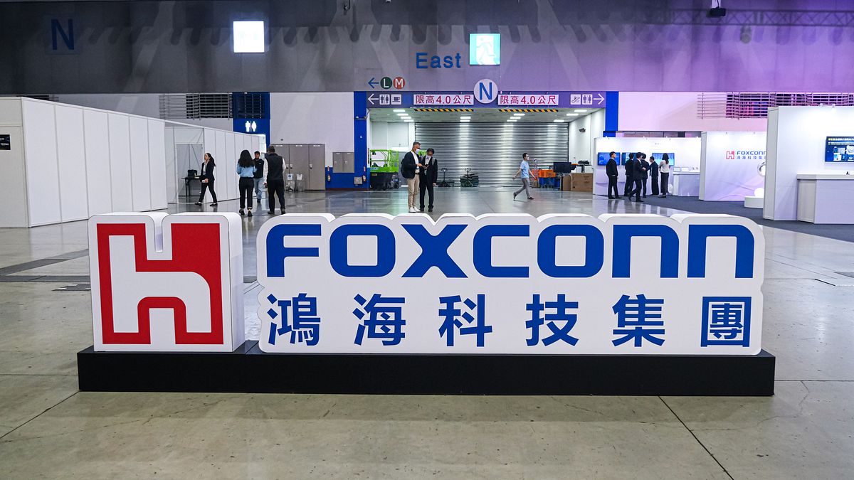 輝達被狠挖供應鏈牆腳!鴻海吃下Google TPU大單 外媒直言:左右逢源大贏家