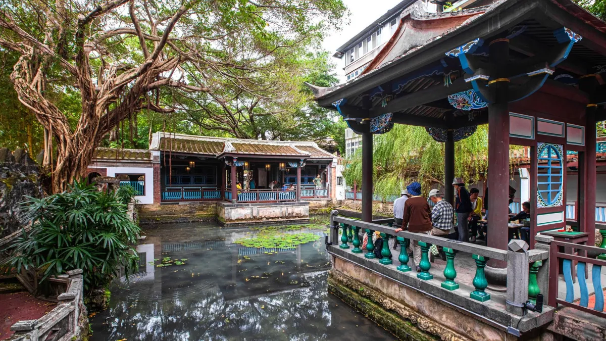 林本源園邸景致優美,在喧鬧的都市中帶給旅客靜謐之感。(圖/新北市觀光旅遊局提供)