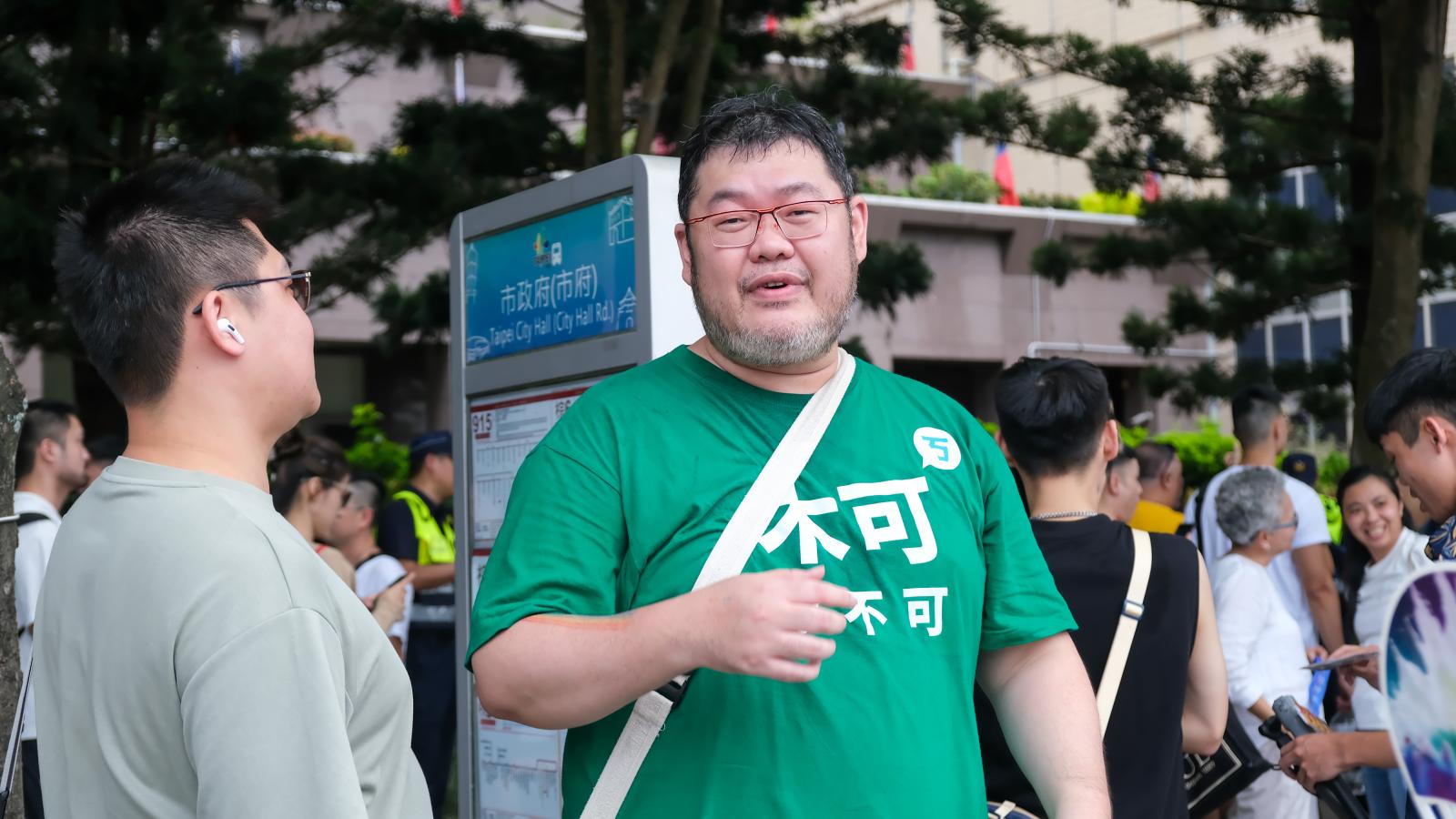 網紅四叉貓「肉搜小草」被起訴!陳沂看2罪名「成罪率高」酸:可以請教前輩雞排妹