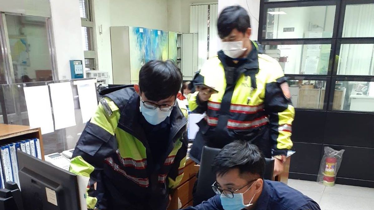 淡水警分局善用Line掌握居家防疫者定位。(圖/新北市淡水警分局提供) 淡水警分局善用Line掌握居家防疫者定位。(圖/新北市淡水警分局提供)