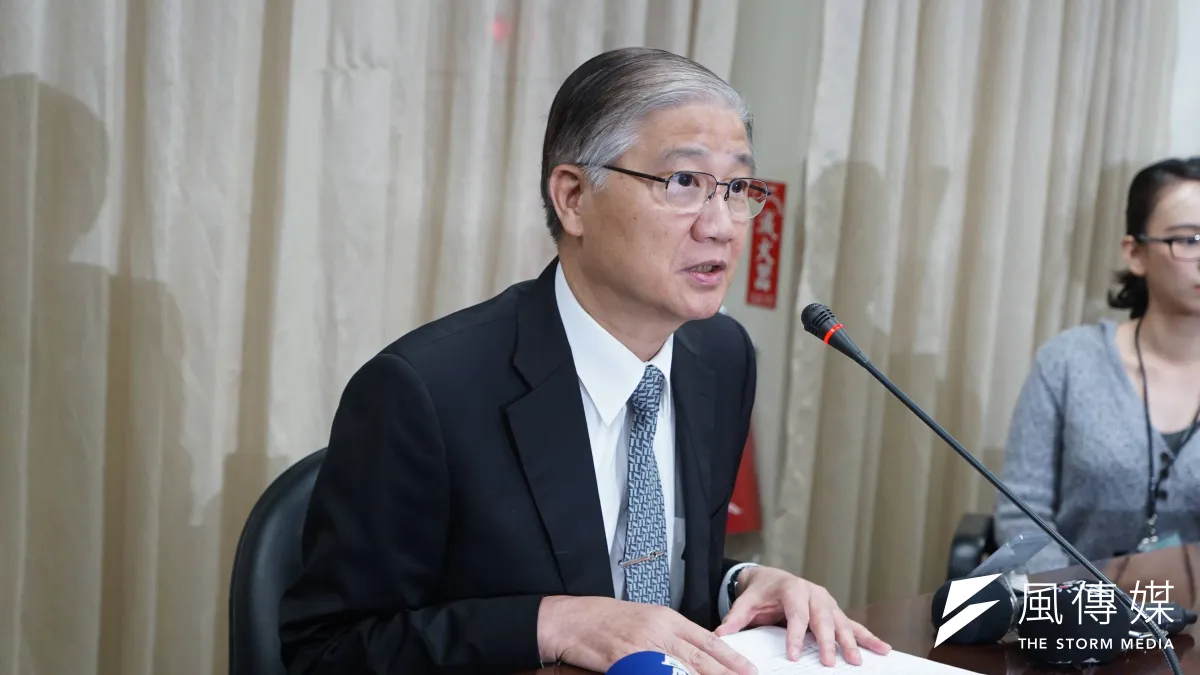 台灣大學校長楊泮池表明不再續任,但論文風波對台大、對高教造成的傷害可能才開始。(盧逸峰攝)