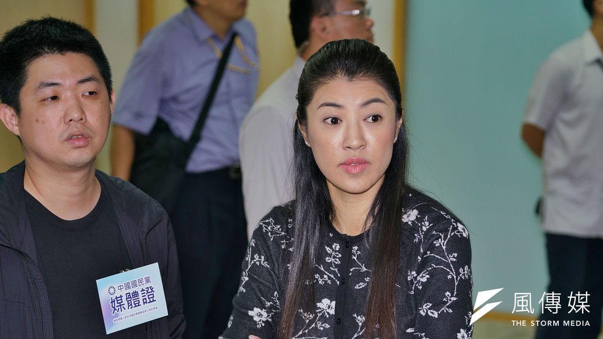 國民黨總統參選人韓國瑜8日將在新北辦造勢大會,國民黨立委許淑華(見圖)5日接受專訪時表示,「這一場對我們是關鍵重要」。(盧逸峰攝) 國民黨總統參選人韓國瑜8日將在新北辦造勢大會,國民黨立委許淑華(見圖)5日接受專訪時表示,「這一場對我們是關鍵重要」。(盧逸峰攝)