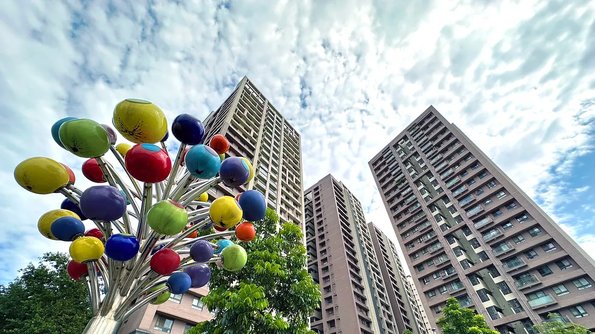 本次世邦魏理仕台灣團隊接獲明倫基金會之委託,協助尋找購置能夠讓年長者獲得安全照顧,終成功媒合位於板橋之日勝幸福站,順利於今(9)日完成簽約儀式。(圖/世邦魏理仕提供) 本次世邦魏理仕台灣團隊接獲明倫基金會之委託,協助尋找購置能夠讓年長者獲得安全照顧,終成功媒合位於板橋之日勝幸福站,順利於今(9)日完成簽約儀式。(圖/世邦魏理仕提供)