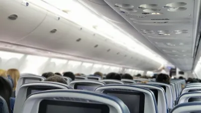 近日交通部觀光署公告12間被署廢止或撤銷旅行業執照的旅行社名單。(示意圖/取自pixabay)