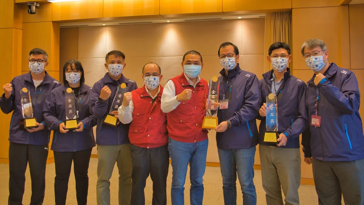 水利局參加第30屆中華建築金石獎,總計8件工程榮獲10座金石獎肯定。(圖/新北市水利局提供)