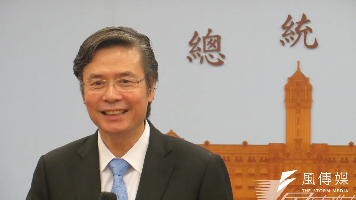 國安會祕書長金溥聰請辭後,11日與媒體茶敘。(仇佩芬攝)