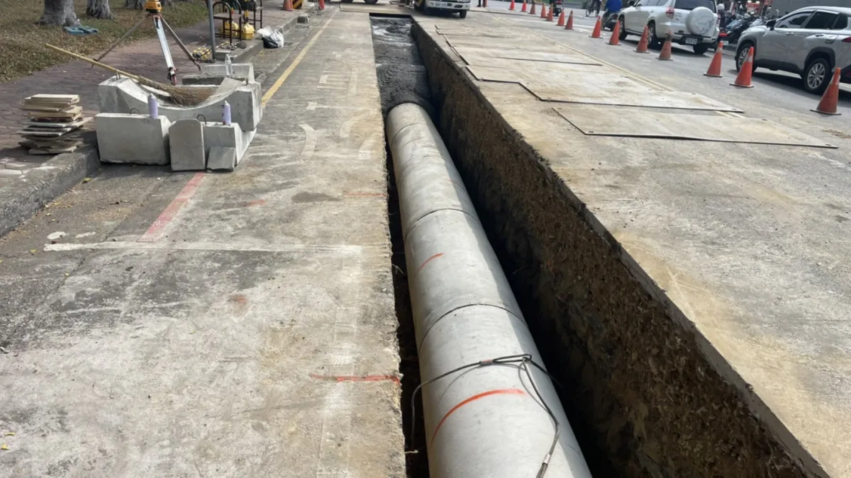 中市水利局在東區南京東路一段施作的雨水下水道工程。(圖/台中市政府)