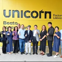 新竹縣長楊文科率縣府團隊19日(當地時間)參訪里斯本獨角獸工廠(Unicorn Factory Lisboa)。(圖/新竹縣政府提供) 新竹縣長楊文科率縣府團隊19日(當地時間)參訪里斯本獨角獸工廠(Unicorn Factory Lisboa)。(圖/新竹縣政府提供)