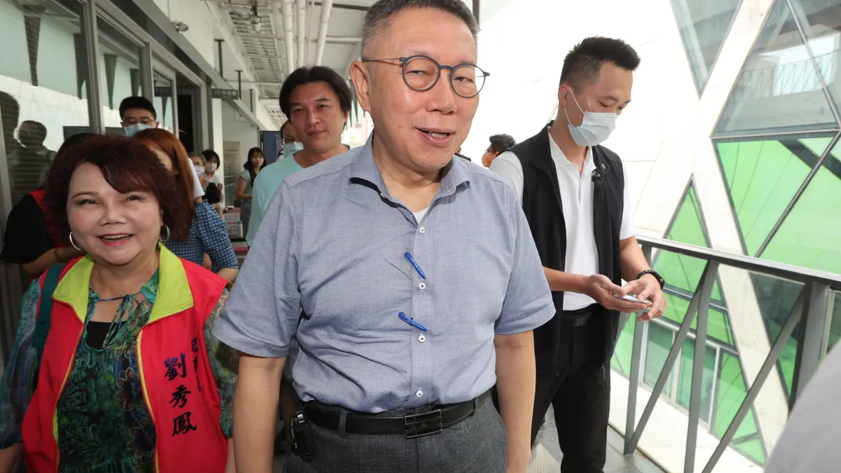 柯文哲年輕族群支持度優勢強,總統選舉在棄保效應下,行情後市看好。 (圖/徐炳文攝)