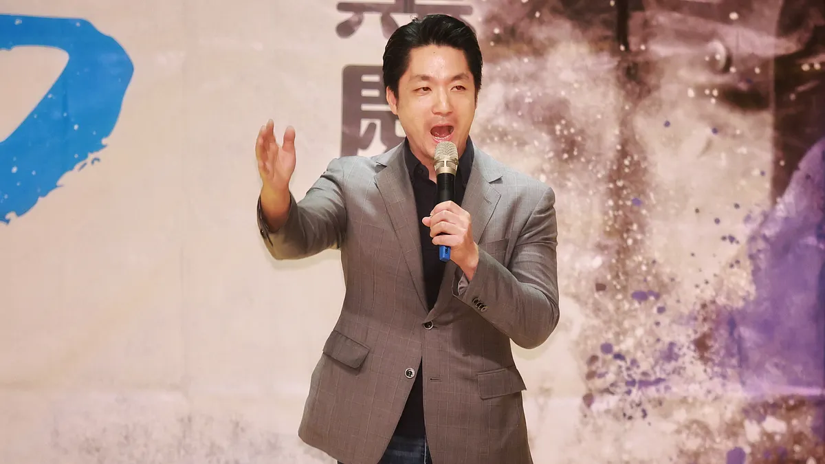 針對即將到來的2026年地方選舉,TVBS民調中心於8日發布了最新的台北市長民調結果。數據顯示,現任市長蔣萬安的支持度全面領先所有民進黨的潛在挑戰者。(示意圖/柯承惠攝) 針對即將到來的2026年地方選舉,TVBS民調中心於8日發布了最新的台北市長民調結果。數據顯示,現任市長蔣萬安的支持度全面領先所有民進黨的潛在挑戰者。(示意圖/柯承惠攝)