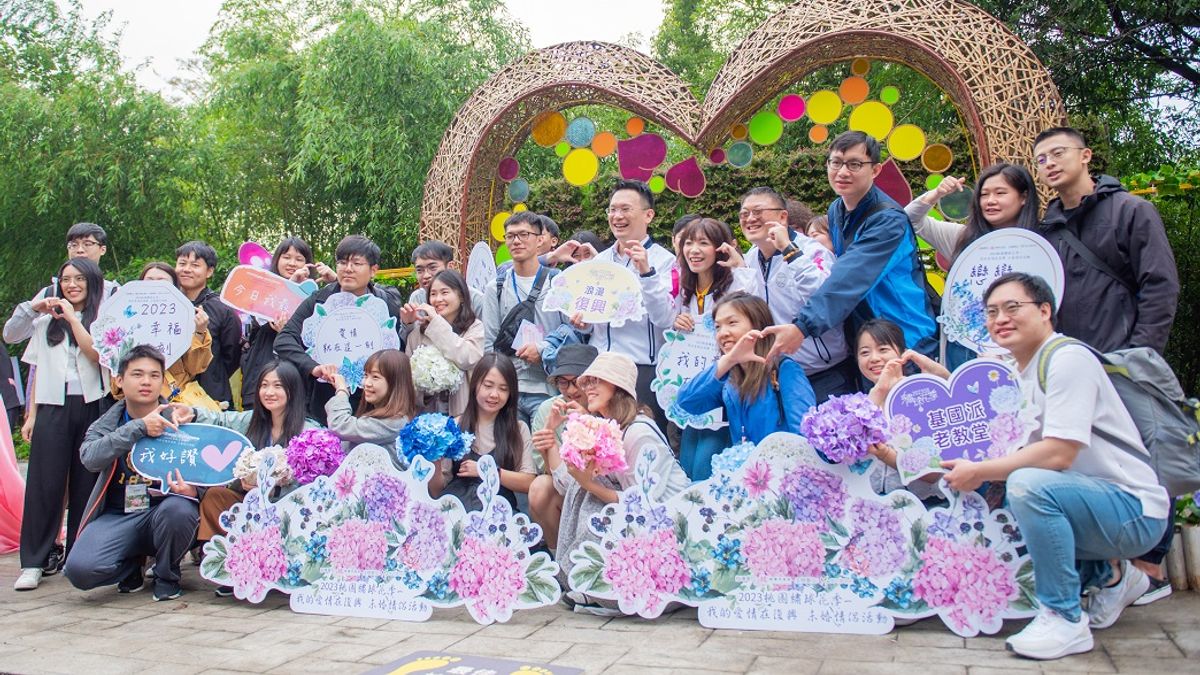 桃園市舉辦「2023桃園繡球花季」,邀請民眾一同欣賞復興區之美。(圖/桃園市政府提供) 桃園市舉辦「2023桃園繡球花季」,邀請民眾一同欣賞復興區之美。(圖/桃園市政府提供)