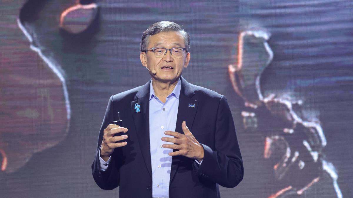 AI代理人帶動CPU需求暴增!陳立武:過去4週CEO都打來要更多CPU,Intel押注Xeon 6+