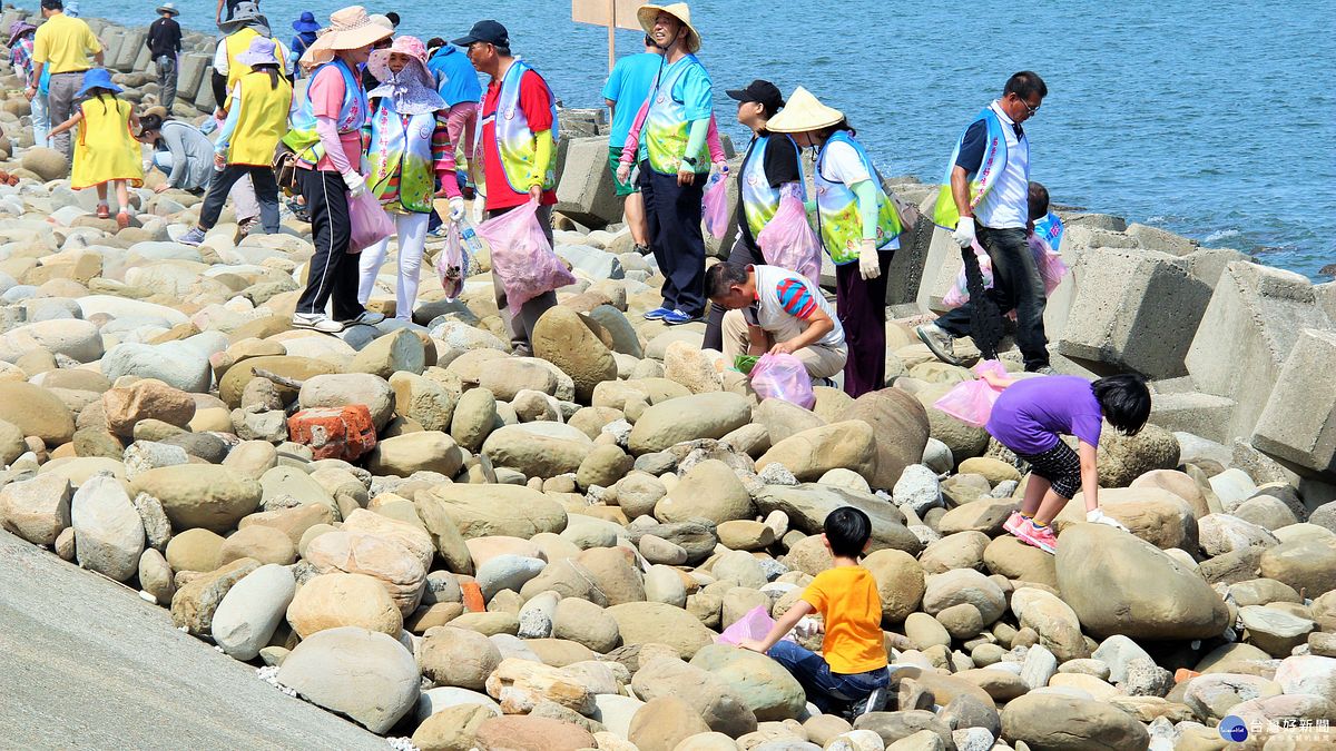 貓裏海底垃圾清除總動員 清除3公噸垃圾 貓裏海底垃圾清除總動員 清除3公噸垃圾