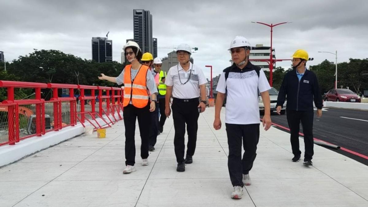 九如橋改建工程7/31通車 市府團隊視察全線路型與附屬設施
