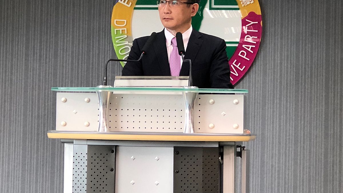 國民黨今召開記者會,認為3任總統陳水扁、馬英九、蔡英文相比,表現最差的就是蔡英文。民進黨發言人鄭運鵬(見圖)回應國民黨「不要再做中國的打手,欺壓台灣」。(民進黨提供) 國民黨今召開記者會,認為3任總統陳水扁、馬英九、蔡英文相比,表現最差的就是蔡英文。民進黨發言人鄭運鵬(見圖)回應國民黨「不要再做中國的打手,欺壓台灣」。(民進黨提供)