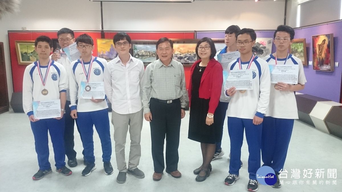 專業英日文大賽 水里商工成績裴然 專業英日文大賽 水里商工成績裴然