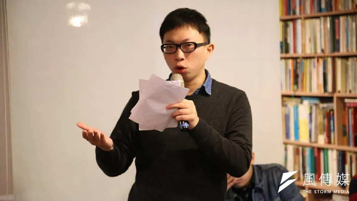 三一八學運領袖陳為廷遭退學,他的社運夥伴魏揚感到遺憾。(林晴佐攝)