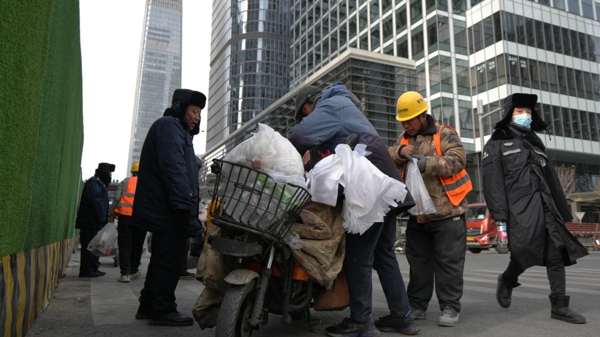 北京觀察》馬雲下田插秧求生?北京推動社會主義改造,民企陷入「國進民退」生存焦慮