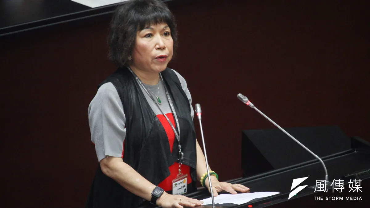 對於政府將捐出1000萬口罩援助疫情嚴重的國家,國民黨立委葉毓蘭(見圖)呼籲,應將口罩捐給教廷以報恩。 (資料照,蔡親傑攝)