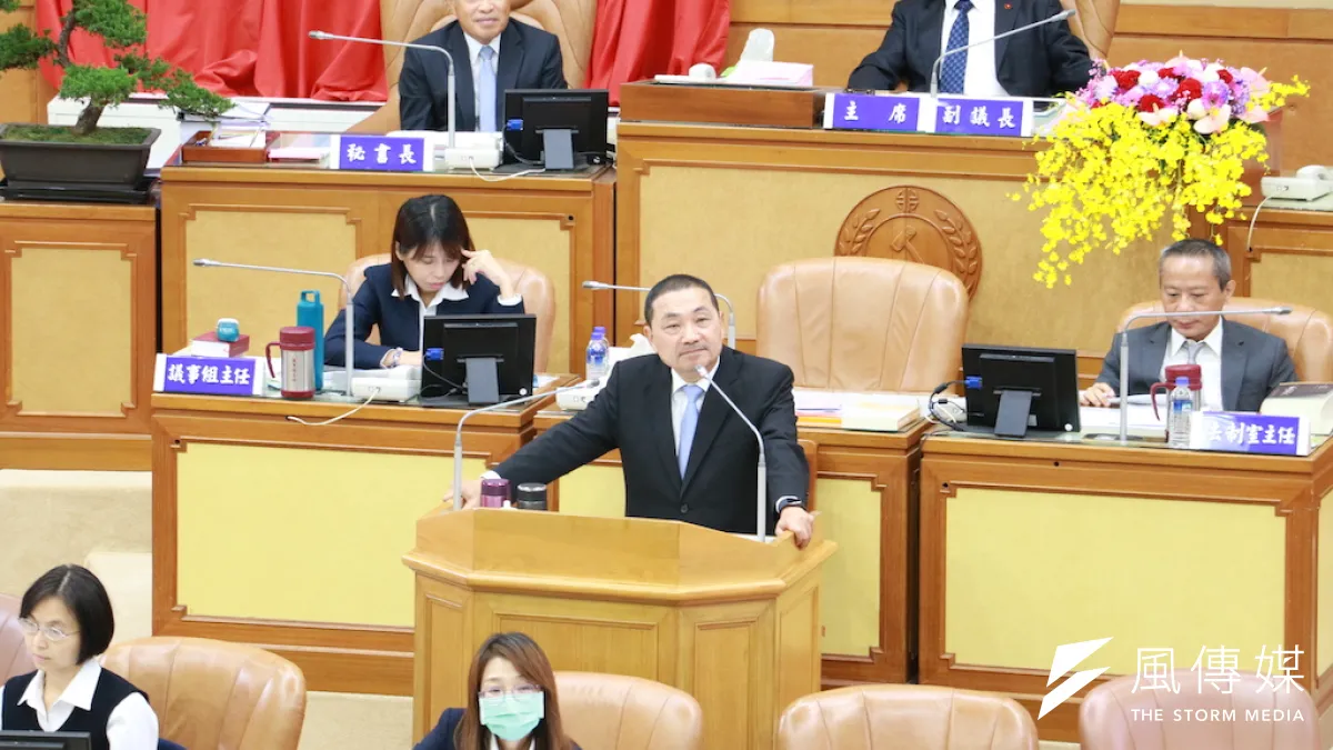 侯友宜針對招商引資議題表示,目前共有53家廠商入駐新北,今年招商投資金額達1,220.67億,創造43,762個工作機會。(圖/李梅瑛攝)