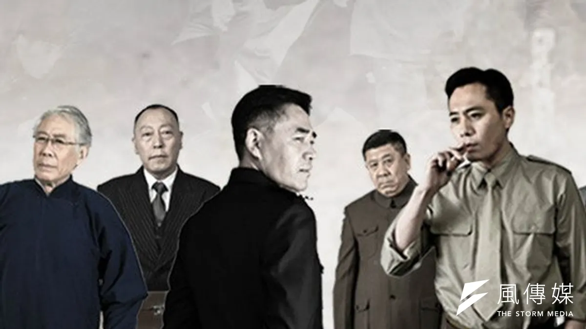 兩岸歷史錯身,然而,走過一甲子多的歲月,此刻搬演現實的台諜共諜案,顯然完全比不上六十五年前的諜報大戰。(北平無戰事劇照) 兩岸歷史錯身,然而,走過一甲子多的歲月,此刻搬演現實的台諜共諜案,顯然完全比不上六十五年前的諜報大戰。(北平無戰事劇照)