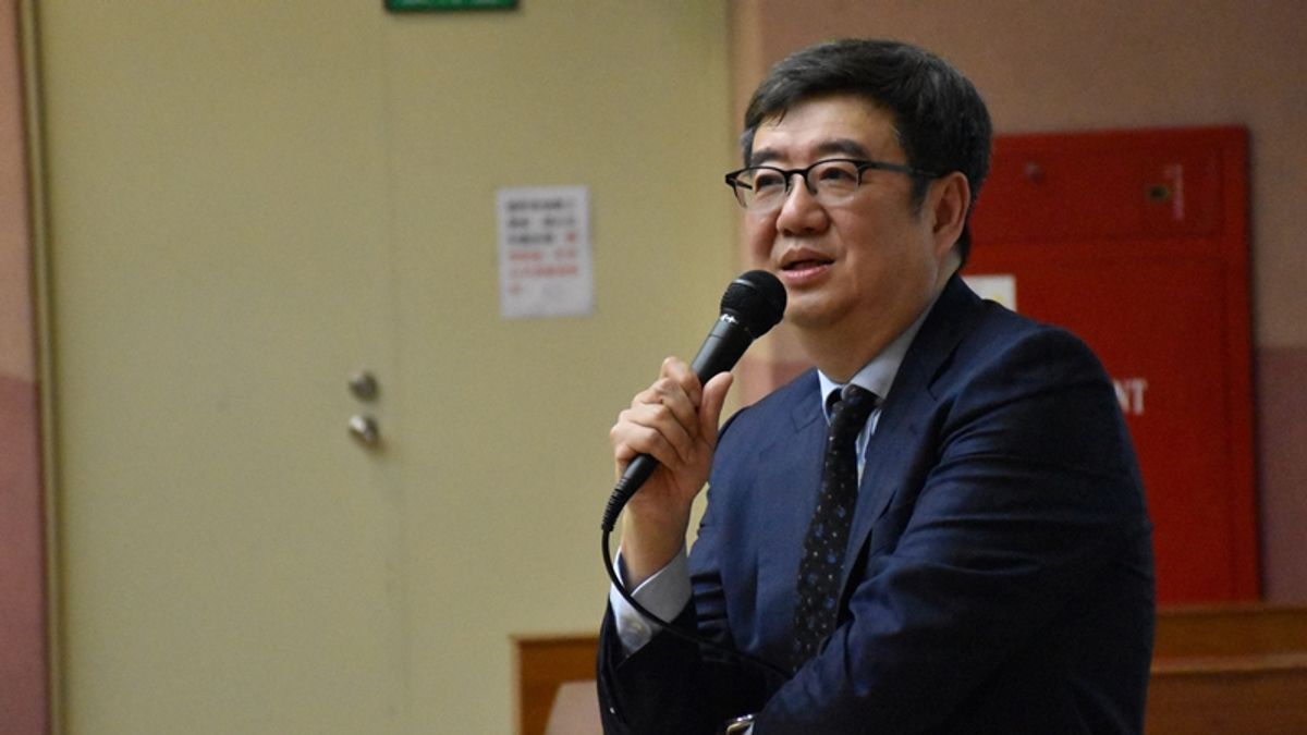 想在職場上成功,專業知識只佔20%,另外80%是...(圖/政治大學職涯發展中心提供) 想在職場上成功,專業知識只佔20%,另外80%是...(圖/政治大學職涯發展中心提供)