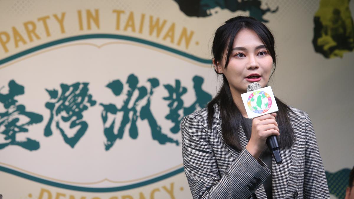 賴品妤控遭記者推擠、跟騷 議員男友曾玟學發聲力挺:類似行為不是第一次 | 蔡宜彣 | 新聞 - 風傳媒
