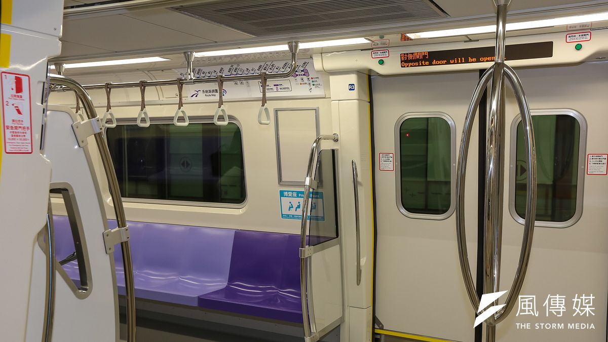 桃園大眾捷運公司今(10)日表示,預計招募維修、運務及原住民類組共125人。(資料照/顏麟宇攝) 桃園大眾捷運公司今(10)日表示,預計招募維修、運務及原住民類組共125人。(資料照/顏麟宇攝)