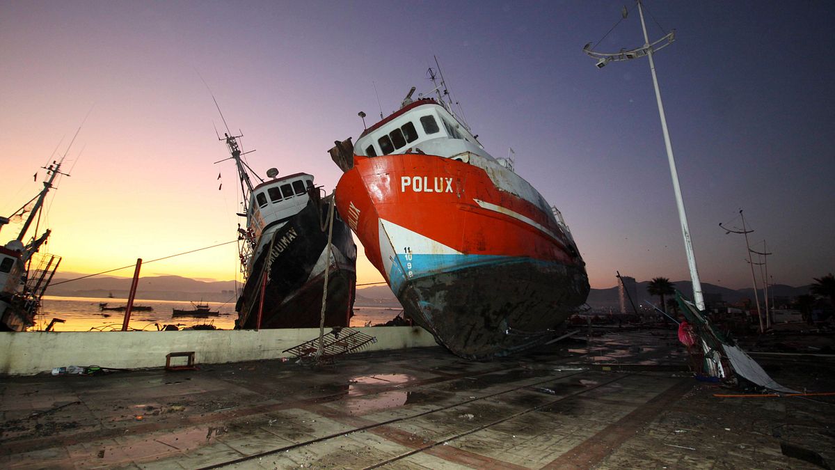 智利大地震引發海嘯(美聯社) 智利大地震引發海嘯(美聯社)