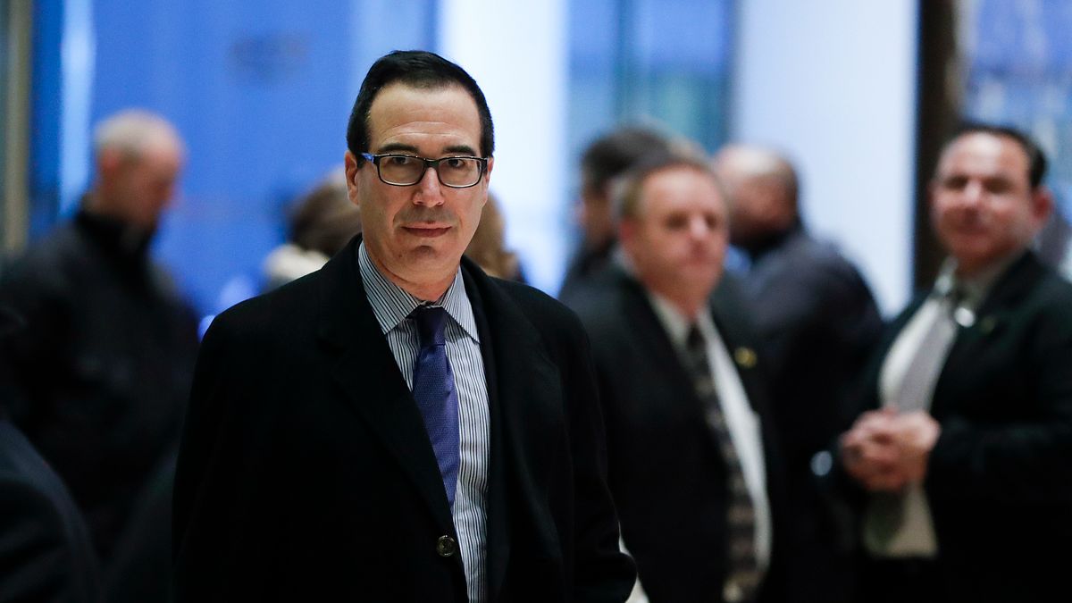 可望在川普新政府出任財政部長的前高盛合夥人馬努欽(Steven Mnuchin)。(AP) 可望在川普新政府出任財政部長的前高盛合夥人馬努欽(Steven Mnuchin)。(AP)