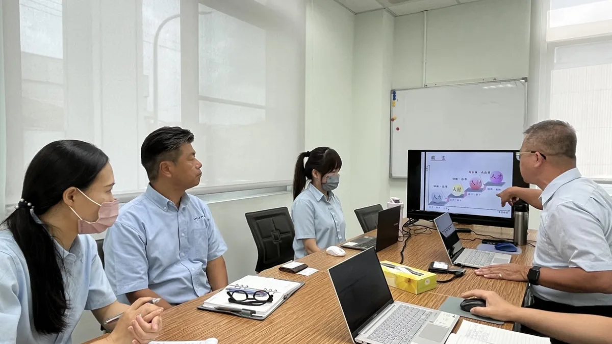 勞動部雲嘉南分署已連續8年結合各領域專家,組成企業輔導顧問團,提供客製化諮詢輔導服務至組織企業進行免費健診。(圖/ 勞動力發展署雲嘉南分署提供)