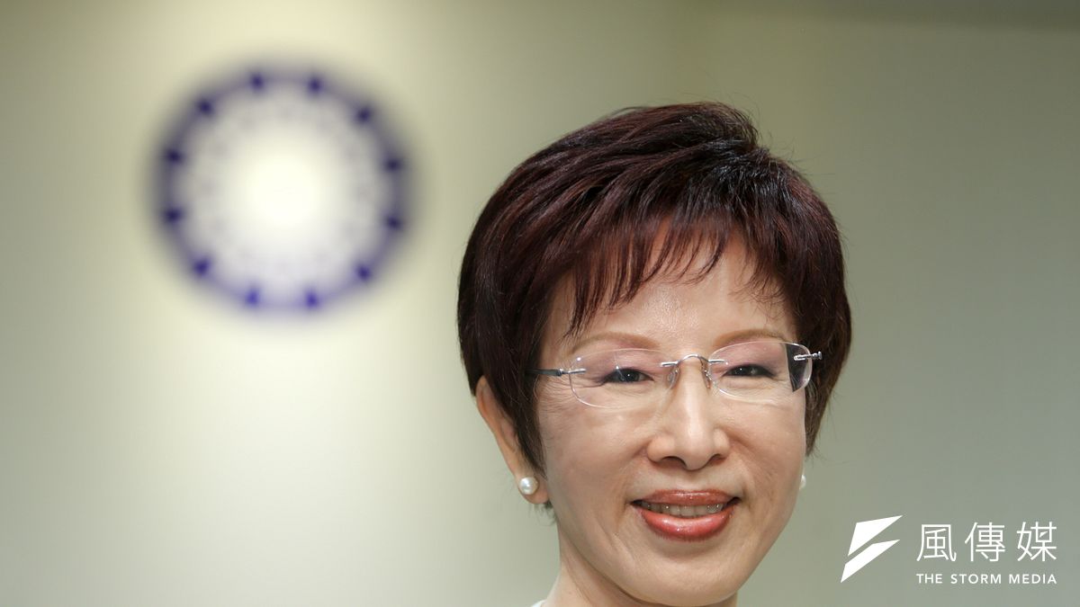 為了爭取更多泛藍支持者,洪秀柱上任後,開始意識到黨內要路線和解,並請詹啟賢出任副主席。(陳明仁攝) 為了爭取更多泛藍支持者,洪秀柱上任後,開始意識到黨內要路線和解,並請詹啟賢出任副主席。(陳明仁攝)