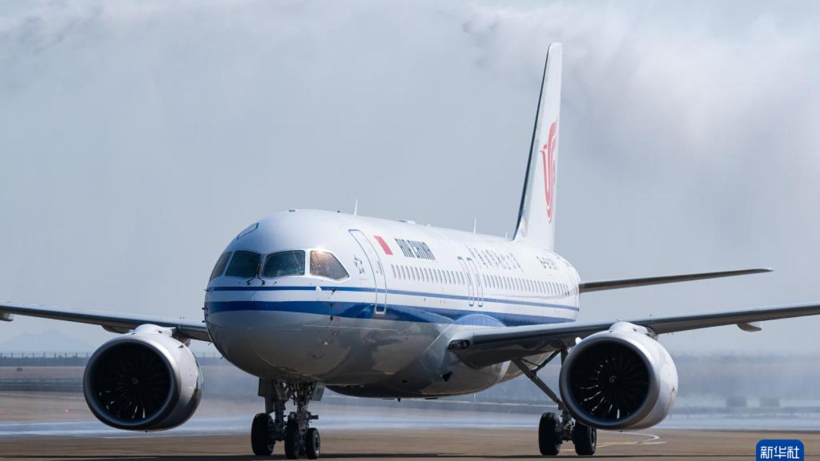 取代美國波音,中國國產客機C919明日首度執飛「這條國際線」!「紅色飛機夢」熬了19年能追上歐美?