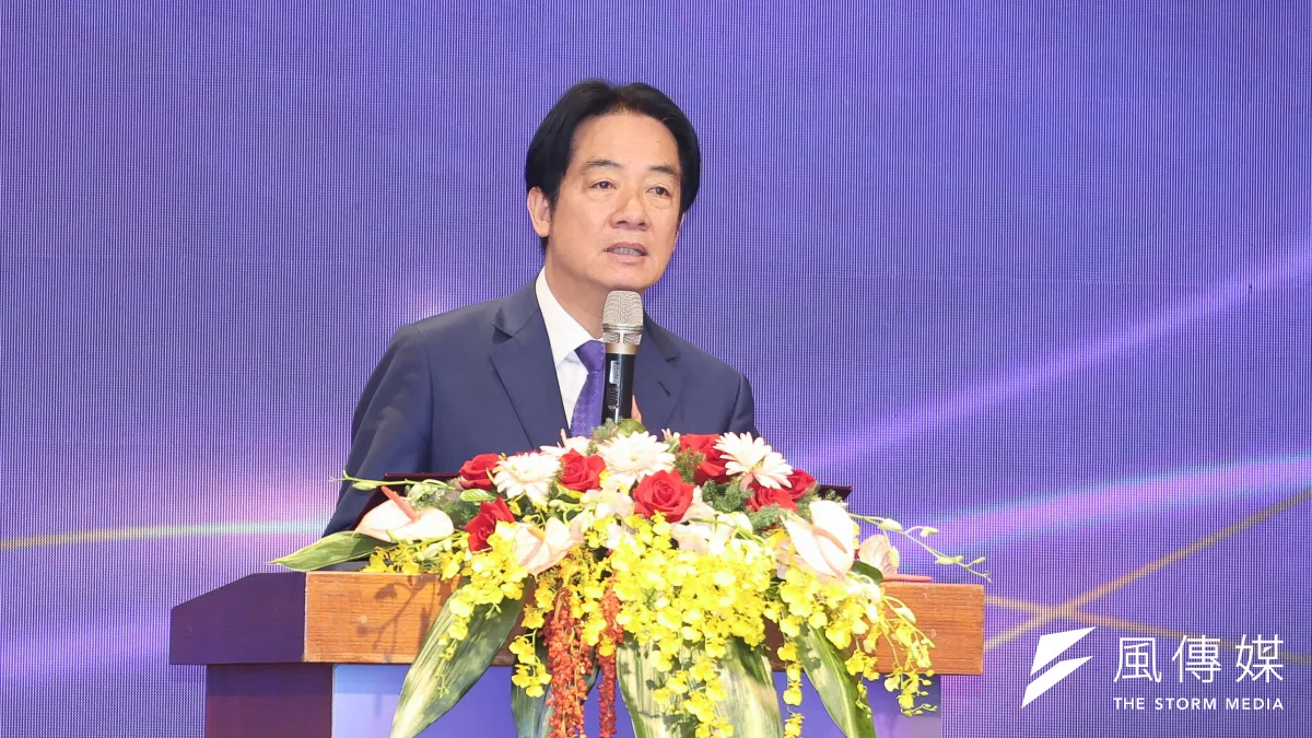 粉專「DearNaNa」於 18 日發起「彈劾賴清德」網路連署大串聯。據截圖顯示,該連署在下午達到 70 萬人後,民怨持續噴發,截至19日上午10時已迅速突破 156 萬人。(示意圖/陳品佑攝)