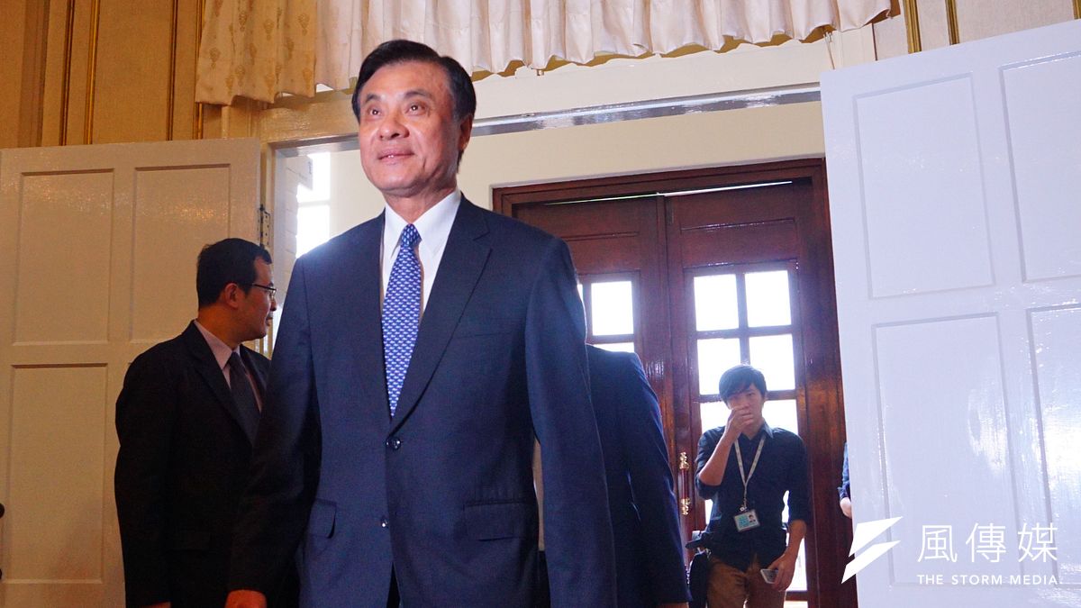 立法院長蘇嘉全近日與英派立委陳明文等人前往印尼。由於並非公開行程,立法院方面相當低調,並未公開證實此行程。(資料照,盧逸峰) 立法院長蘇嘉全近日與英派立委陳明文等人前往印尼。由於並非公開行程,立法院方面相當低調,並未公開證實此行程。(資料照,盧逸峰)