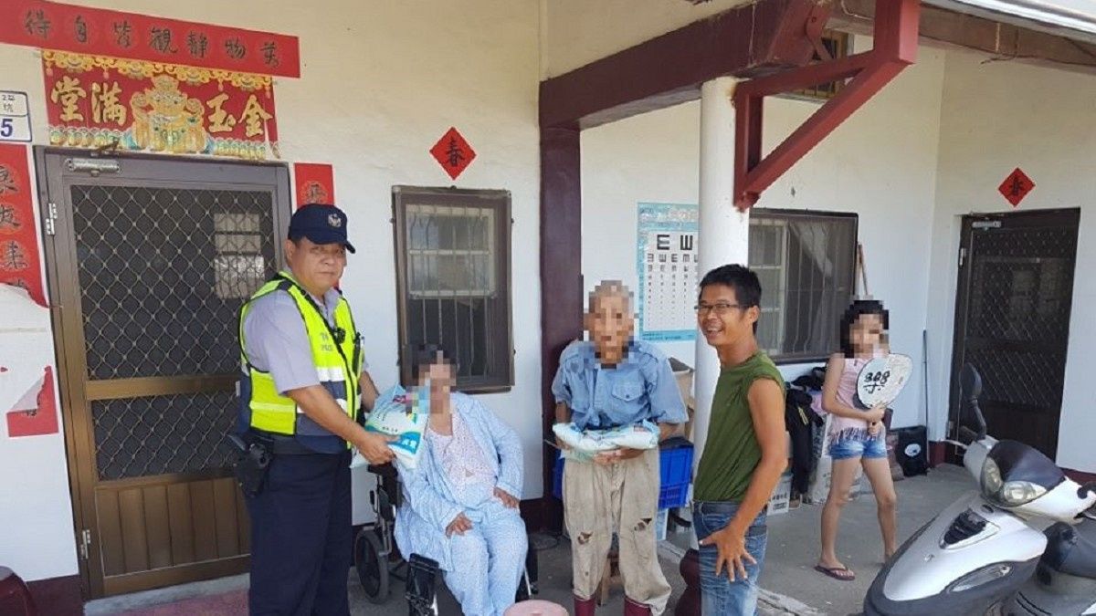 愛心所長結合地方善心人士 助弱勢家庭度過難關 愛心所長結合地方善心人士 助弱勢家庭度過難關