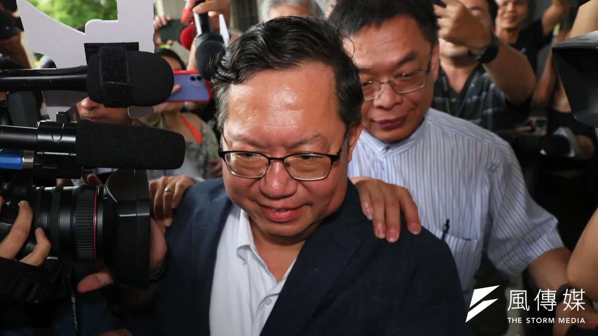 海基會董事長鄭文燦涉及貪污罪遭聲押,桃園地院6日裁定500萬元交保並限制住居、限制出境出海。(顏麟宇攝)
