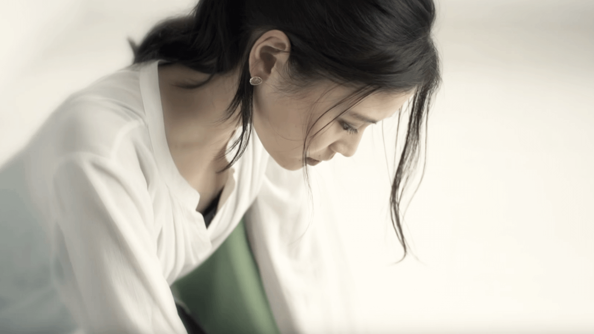 台北市衛生局表示,北市自殺死亡率自民國99年起已下降至每10萬人口12.6,104年自殺死亡率為11.8,為全國自殺死亡率最低縣市,主要是有多元宣導。圖中人物與事件無關。(翻攝自Youtube) 台北市衛生局表示,北市自殺死亡率自民國99年起已下降至每10萬人口12.6,104年自殺死亡率為11.8,為全國自殺死亡率最低縣市,主要是有多元宣導。圖中人物與事件無關。(翻攝自Youtube)