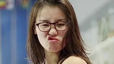 中國游泳隊選手傅園慧成了近日網路紅人,受到兩岸網友喜愛。(截圖自/Yes娛樂@Youtube)