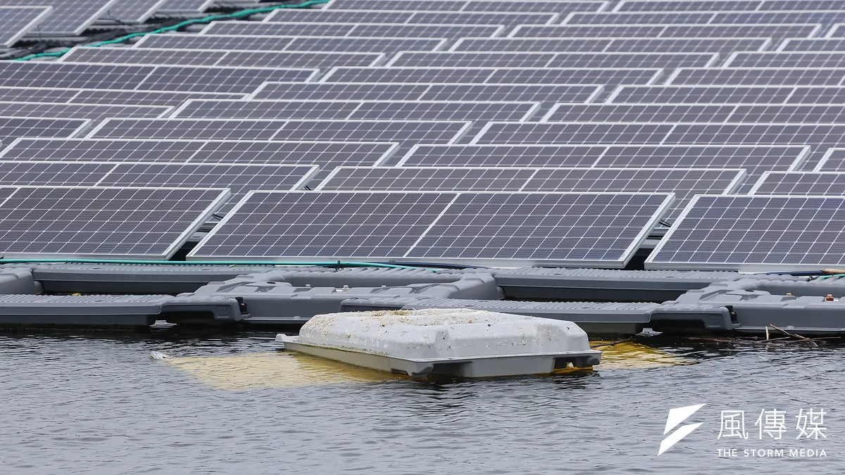 烏山頭水庫事件所暴露的問題,不僅是個別光電案場的技術爭議,更是台灣能源轉型信任機制的警訊。(資料照,顏麟宇攝) 烏山頭水庫事件所暴露的問題,不僅是個別光電案場的技術爭議,更是台灣能源轉型信任機制的警訊。(資料照,顏麟宇攝)