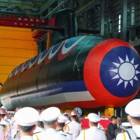256戦隊は、自主建造潜水艦「海鯤」を運用する主力部隊である。(写真/顔麟宇撮影) 256戦隊は、自主建造潜水艦「海鯤」を運用する主力部隊である。(写真/顔麟宇撮影)
