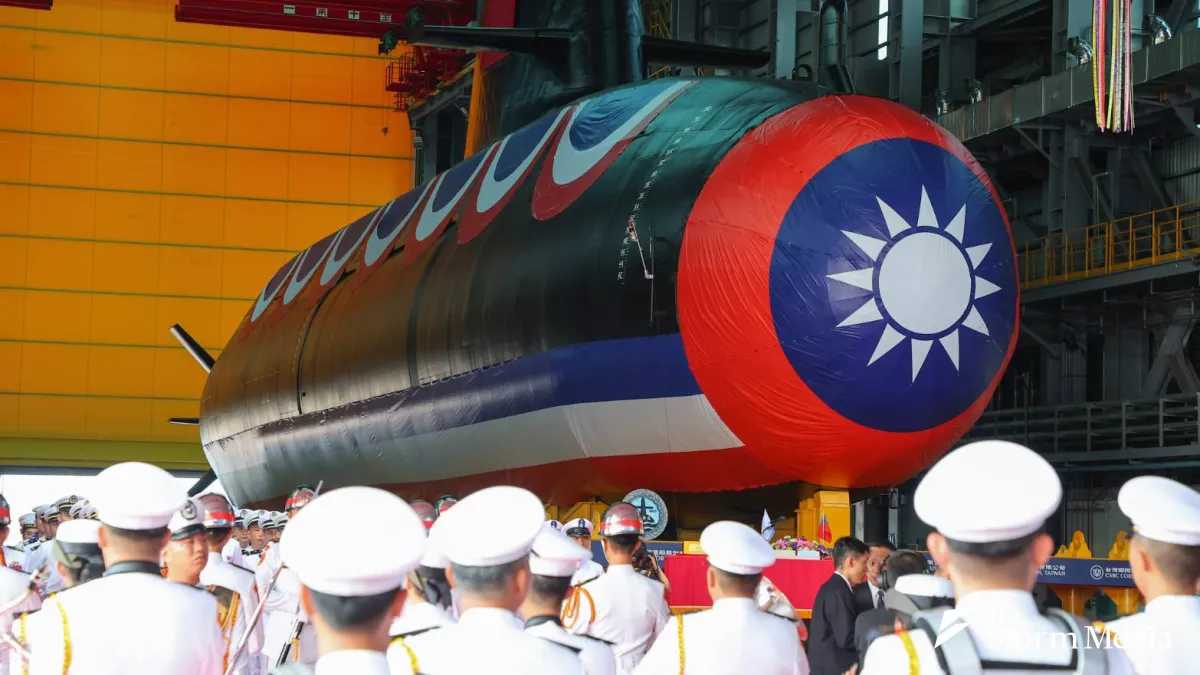 The 256 Squadron serves as the main force operating Taiwan's indigenous Hai Kun submarine. (Photo by Yan Lin-yu)