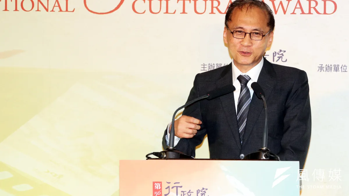 行政院長林全接受本期出刊《財訊》專訪時強力辯護,除反問「你因為沒錢要舉債,就不做嗎?一個國家完全不舉債也是有問題的,應該是看有沒有用在刀口上。」(資料照,蘇仲泓攝)